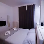 Le Tre Chiavi בית הארחה 3*